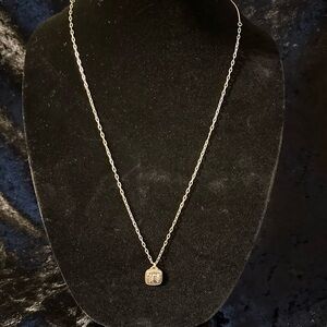 NWT Anne Marie Elegant Gold Bumble Bee Pendant Necklace